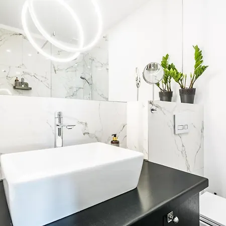 Rent Like - Garbary 32 Διαμέρισμα *