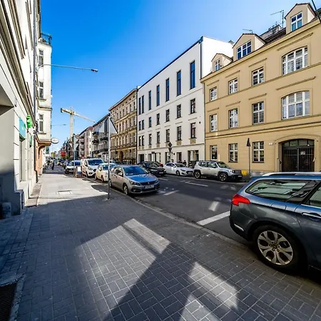 Rent Like - Garbary 32 Διαμέρισμα *