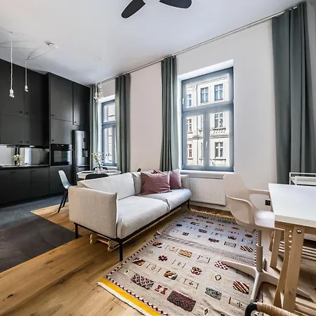 Appartement Rent Like - Garbary 32