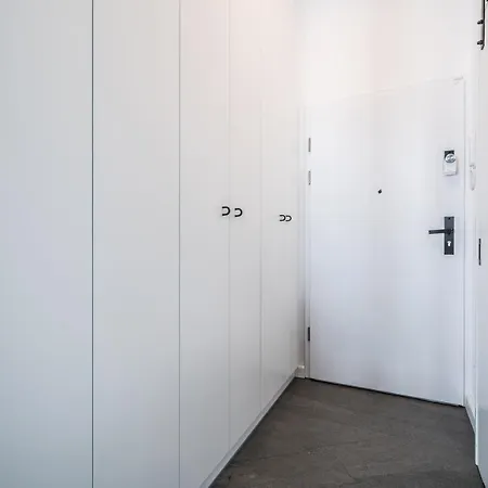Rent Like - Garbary 32 Apartment