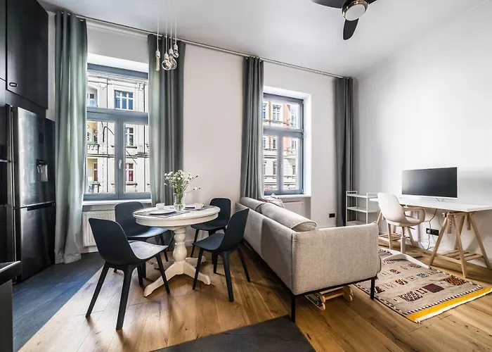 Apartamento Rent Like - Garbary 32 *